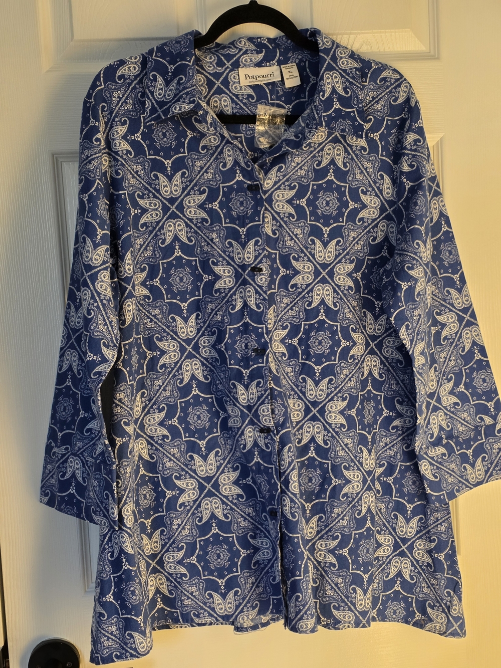 Potpourri Blue Paisley-Print Women's Button Front Top, Women's XL